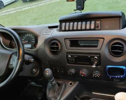 Белый Рено Мастер, объемом двигателя 2.3 л и пробегом 480 тыс. км за 16300 $, фото 6 на Automoto.ua