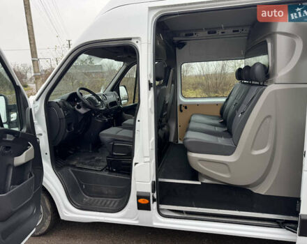 Білий Рено Мастєр, об'ємом двигуна 2.3 л та пробігом 179 тис. км за 21500 $, фото 10 на Automoto.ua