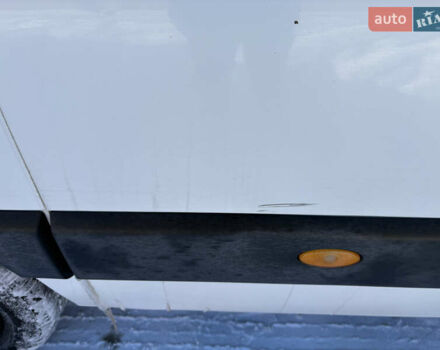 Білий Рено Мастєр, об'ємом двигуна 2.3 л та пробігом 370 тис. км за 14800 $, фото 17 на Automoto.ua