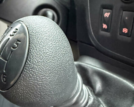 Білий Рено Мастєр, об'ємом двигуна 2.3 л та пробігом 340 тис. км за 16500 $, фото 47 на Automoto.ua