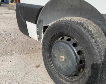 Белый Рено Мастер, объемом двигателя 2.3 л и пробегом 215 тыс. км за 16700 $, фото 5 на Automoto.ua