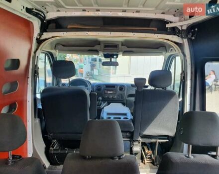 Белый Рено Мастер, объемом двигателя 2.3 л и пробегом 242 тыс. км за 18888 $, фото 28 на Automoto.ua