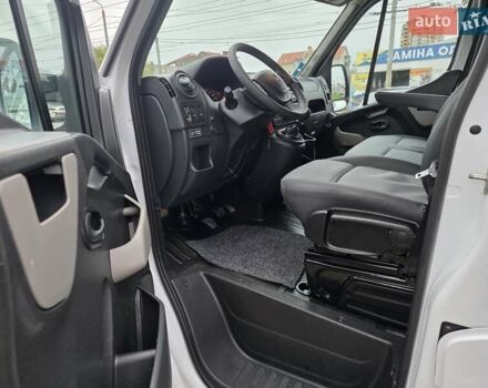 Білий Рено Мастєр, об'ємом двигуна 2.3 л та пробігом 181 тис. км за 20700 $, фото 22 на Automoto.ua