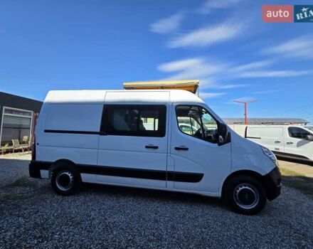 Белый Рено Мастер, объемом двигателя 2.3 л и пробегом 188 тыс. км за 18600 $, фото 5 на Automoto.ua