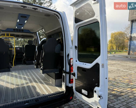 Білий Рено Мастєр, об'ємом двигуна 2.3 л та пробігом 265 тис. км за 17300 $, фото 55 на Automoto.ua