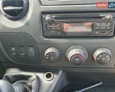 Белый Рено Мастер, объемом двигателя 2.3 л и пробегом 242 тыс. км за 18888 $, фото 11 на Automoto.ua