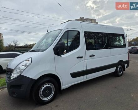 Белый Рено Мастер, объемом двигателя 2.3 л и пробегом 188 тыс. км за 19700 $, фото 1 на Automoto.ua