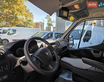 Белый Рено Мастер, объемом двигателя 2.3 л и пробегом 188 тыс. км за 18600 $, фото 47 на Automoto.ua