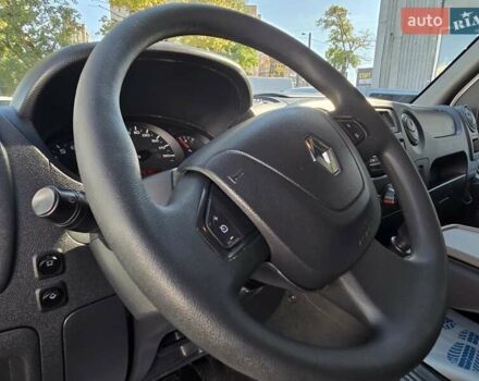 Белый Рено Мастер, объемом двигателя 2.3 л и пробегом 188 тыс. км за 18600 $, фото 48 на Automoto.ua