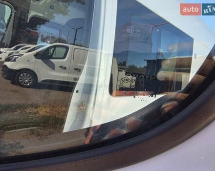 Белый Рено Мастер, объемом двигателя 2.3 л и пробегом 188 тыс. км за 18600 $, фото 45 на Automoto.ua