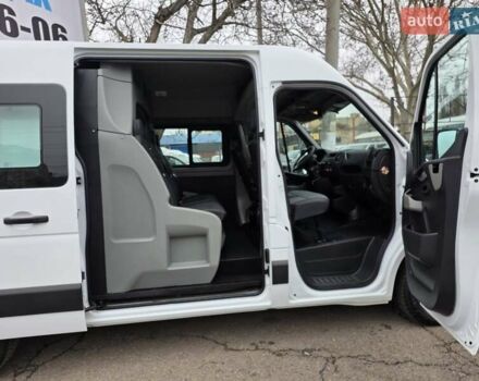 Білий Рено Мастєр, об'ємом двигуна 2.3 л та пробігом 181 тис. км за 20700 $, фото 41 на Automoto.ua