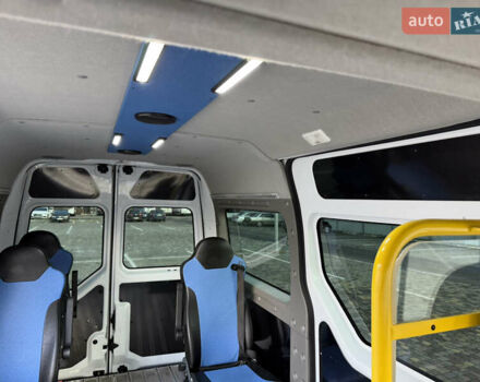 Білий Рено Мастєр, об'ємом двигуна 2.3 л та пробігом 265 тис. км за 17300 $, фото 49 на Automoto.ua