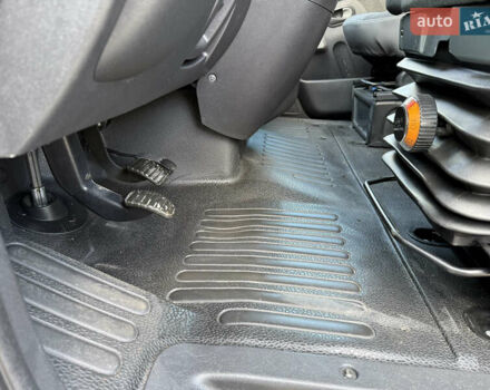 Білий Рено Мастєр, об'ємом двигуна 2.3 л та пробігом 265 тис. км за 17300 $, фото 40 на Automoto.ua