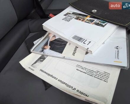 Білий Рено Мастєр, об'ємом двигуна 2.3 л та пробігом 181 тис. км за 20700 $, фото 40 на Automoto.ua