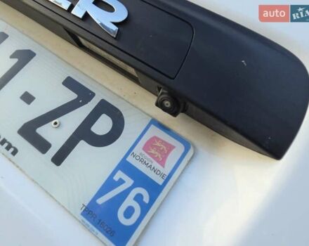 Белый Рено Мастер, объемом двигателя 2.3 л и пробегом 188 тыс. км за 18600 $, фото 9 на Automoto.ua