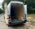 Белый Рено Мастер, объемом двигателя 2.3 л и пробегом 280 тыс. км за 19200 $, фото 2 на Automoto.ua