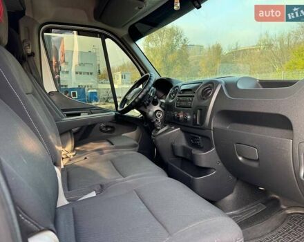 Білий Рено Мастєр, об'ємом двигуна 2.3 л та пробігом 235 тис. км за 16900 $, фото 6 на Automoto.ua