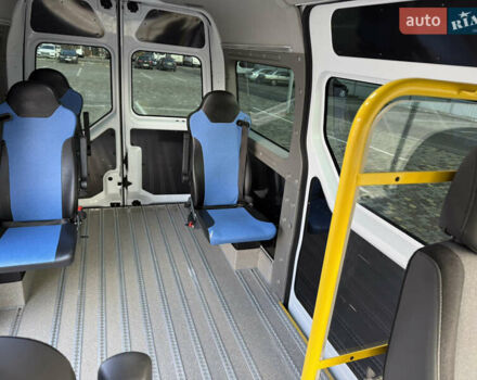 Білий Рено Мастєр, об'ємом двигуна 2.3 л та пробігом 265 тис. км за 17300 $, фото 48 на Automoto.ua