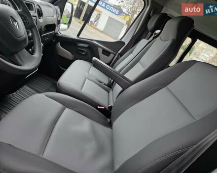 Білий Рено Мастєр, об'ємом двигуна 2.3 л та пробігом 181 тис. км за 20700 $, фото 29 на Automoto.ua