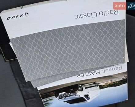 Белый Рено Мастер, объемом двигателя 2.3 л и пробегом 201 тыс. км за 18900 $, фото 46 на Automoto.ua