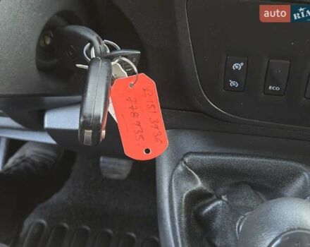 Белый Рено Мастер, объемом двигателя 2.3 л и пробегом 201 тыс. км за 18900 $, фото 14 на Automoto.ua