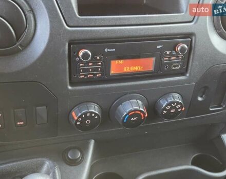 Белый Рено Мастер, объемом двигателя 2.3 л и пробегом 201 тыс. км за 18900 $, фото 15 на Automoto.ua