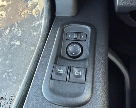 Білий Рено Мастєр, об'ємом двигуна 2.3 л та пробігом 253 тис. км за 26300 $, фото 24 на Automoto.ua