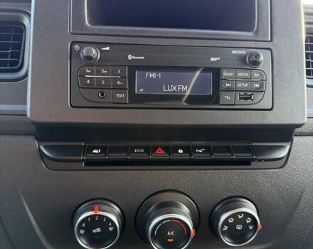 Білий Рено Мастєр, об'ємом двигуна 2.3 л та пробігом 253 тис. км за 26300 $, фото 27 на Automoto.ua