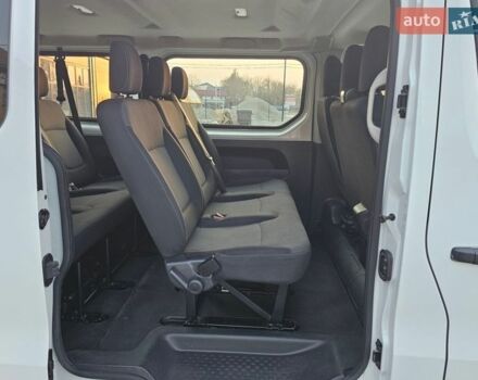 Белый Рено Мастер, объемом двигателя 2 л и пробегом 230 тыс. км за 19850 $, фото 34 на Automoto.ua