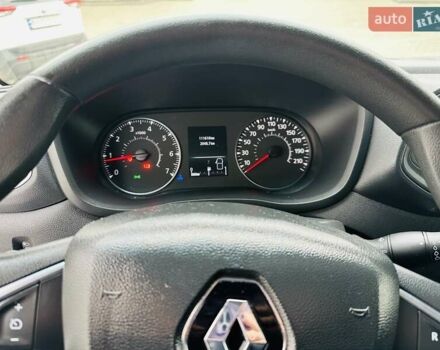 Білий Рено Мастєр, об'ємом двигуна 2.3 л та пробігом 111 тис. км за 23500 $, фото 6 на Automoto.ua