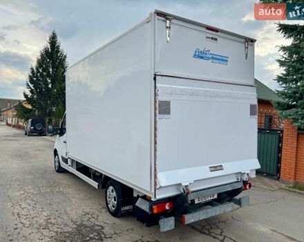 Белый Рено Мастер, объемом двигателя 2.3 л и пробегом 230 тыс. км за 20299 $, фото 3 на Automoto.ua