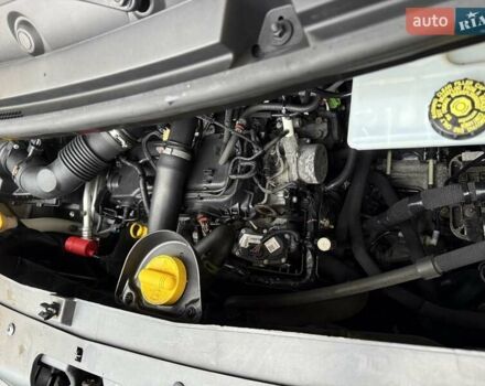 Білий Рено Мастєр, об'ємом двигуна 0 л та пробігом 182 тис. км за 22200 $, фото 82 на Automoto.ua