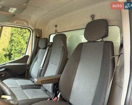 Білий Рено Мастєр, об'ємом двигуна 0 л та пробігом 182 тис. км за 22200 $, фото 58 на Automoto.ua