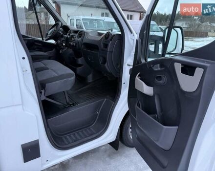 Белый Рено Мастер, объемом двигателя 2.3 л и пробегом 155 тыс. км за 14900 $, фото 8 на Automoto.ua