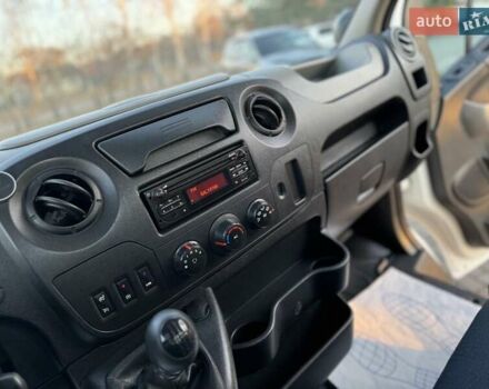 Білий Рено Мастєр, об'ємом двигуна 2.3 л та пробігом 397 тис. км за 14650 $, фото 55 на Automoto.ua