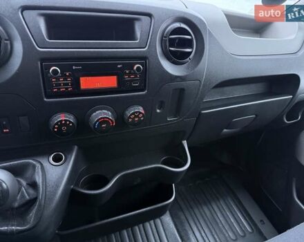 Белый Рено Мастер, объемом двигателя 2.3 л и пробегом 155 тыс. км за 14900 $, фото 12 на Automoto.ua
