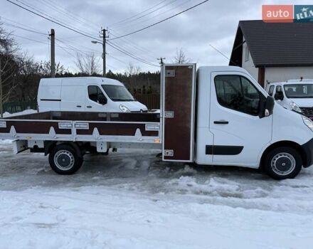 Белый Рено Мастер, объемом двигателя 2.3 л и пробегом 155 тыс. км за 14900 $, фото 3 на Automoto.ua