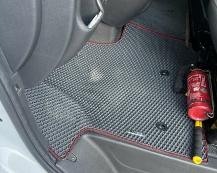 Білий Рено Мастєр, об'ємом двигуна 2.3 л та пробігом 420 тис. км за 18300 $, фото 9 на Automoto.ua