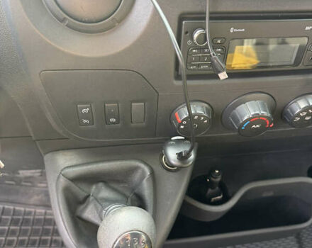 Білий Рено Мастєр, об'ємом двигуна 2.3 л та пробігом 420 тис. км за 18300 $, фото 10 на Automoto.ua