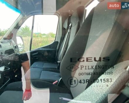 Белый Рено Мастер, объемом двигателя 2.3 л и пробегом 253 тыс. км за 16800 $, фото 25 на Automoto.ua