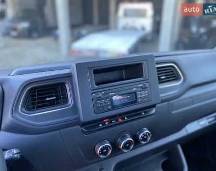 Белый Рено Мастер, объемом двигателя 2.3 л и пробегом 157 тыс. км за 17700 $, фото 30 на Automoto.ua