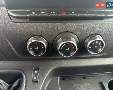 Білий Рено Мастєр, об'ємом двигуна 2.3 л та пробігом 149 тис. км за 29500 $, фото 48 на Automoto.ua