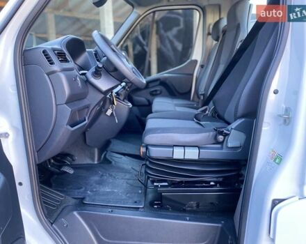 Білий Рено Мастєр, об'ємом двигуна 2.3 л та пробігом 157 тис. км за 17700 $, фото 25 на Automoto.ua