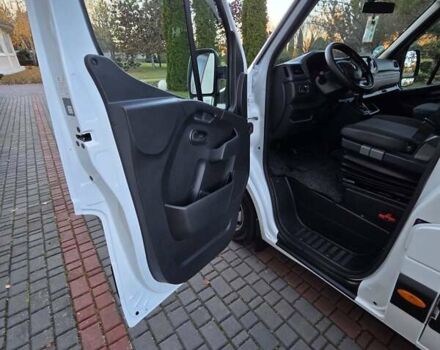 Білий Рено Мастєр, об'ємом двигуна 2.3 л та пробігом 145 тис. км за 36800 $, фото 53 на Automoto.ua