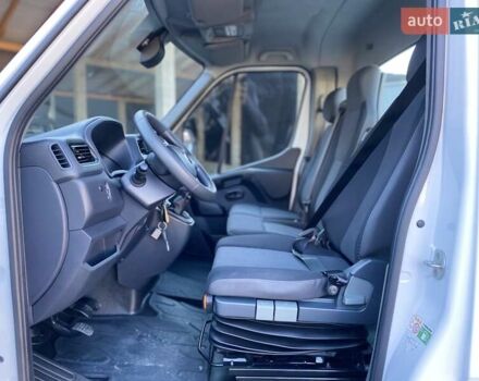 Белый Рено Мастер, объемом двигателя 2.3 л и пробегом 157 тыс. км за 17700 $, фото 26 на Automoto.ua