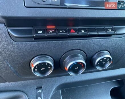 Білий Рено Мастєр, об'ємом двигуна 2.3 л та пробігом 157 тис. км за 17700 $, фото 31 на Automoto.ua