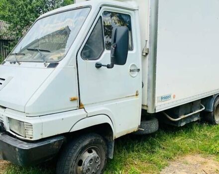 Белый Рено Мастер, объемом двигателя 2.8 л и пробегом 3 тыс. км за 4200 $, фото 1 на Automoto.ua