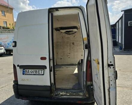 Белый Рено Мастер, объемом двигателя 2.46 л и пробегом 799 тыс. км за 5000 $, фото 3 на Automoto.ua
