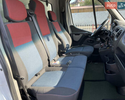 Білий Рено Мастєр, об'ємом двигуна 2.3 л та пробігом 380 тис. км за 15500 $, фото 12 на Automoto.ua