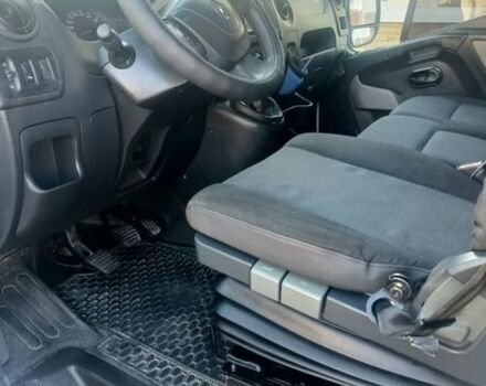 Білий Рено Мастєр, об'ємом двигуна 2.3 л та пробігом 425 тис. км за 8900 $, фото 8 на Automoto.ua